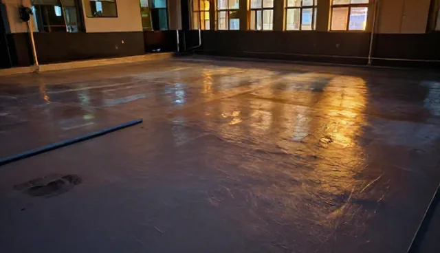 管道渗漏问题与防水涂料性能的关系分析